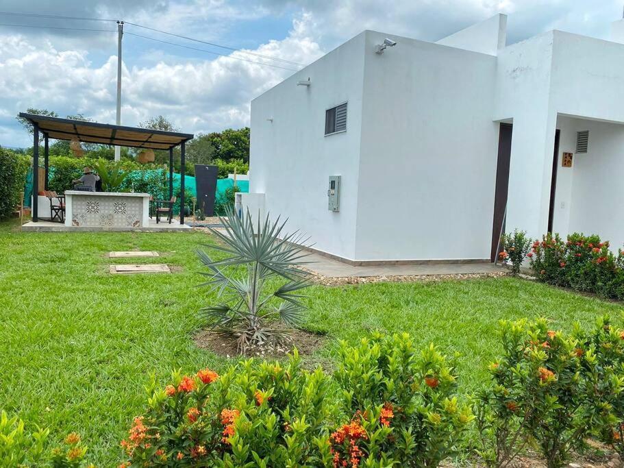 Casa Palma Roja Boutique , Piscina Privada Villa Carmen de Apicalá Екстериор снимка