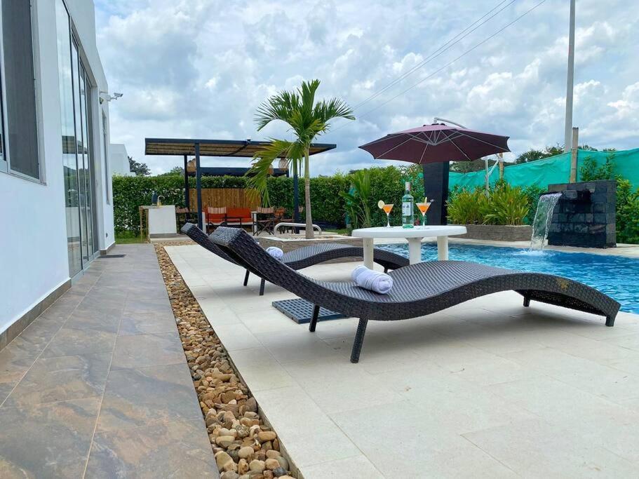 Casa Palma Roja Boutique , Piscina Privada Villa Carmen de Apicalá Екстериор снимка