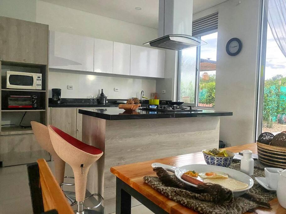 Casa Palma Roja Boutique , Piscina Privada Villa Carmen de Apicalá Екстериор снимка